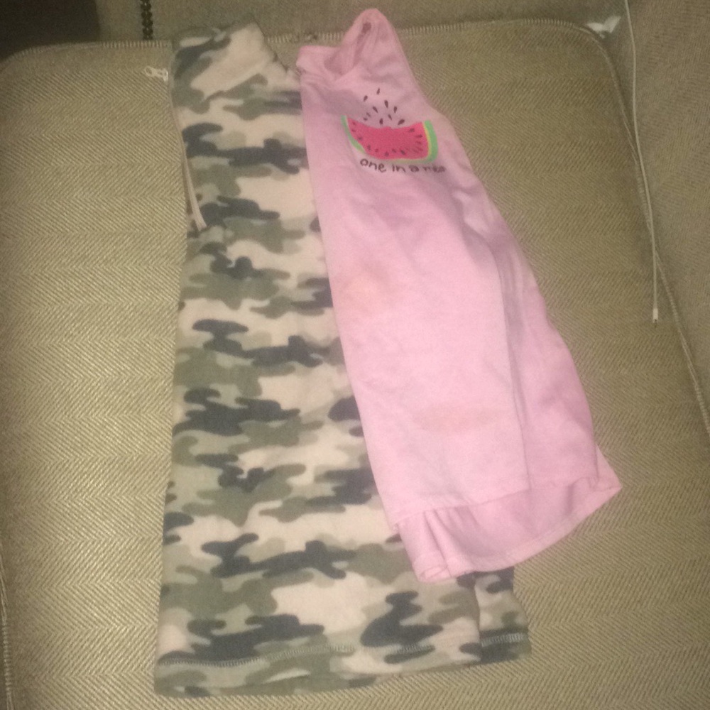 Set of a sweatshirt and tank top